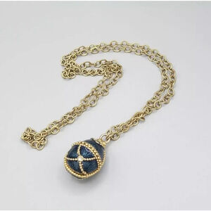 Womens Gold Tone Metal Round Link Chain Green Egg Shape Pendant Necklace 28 in